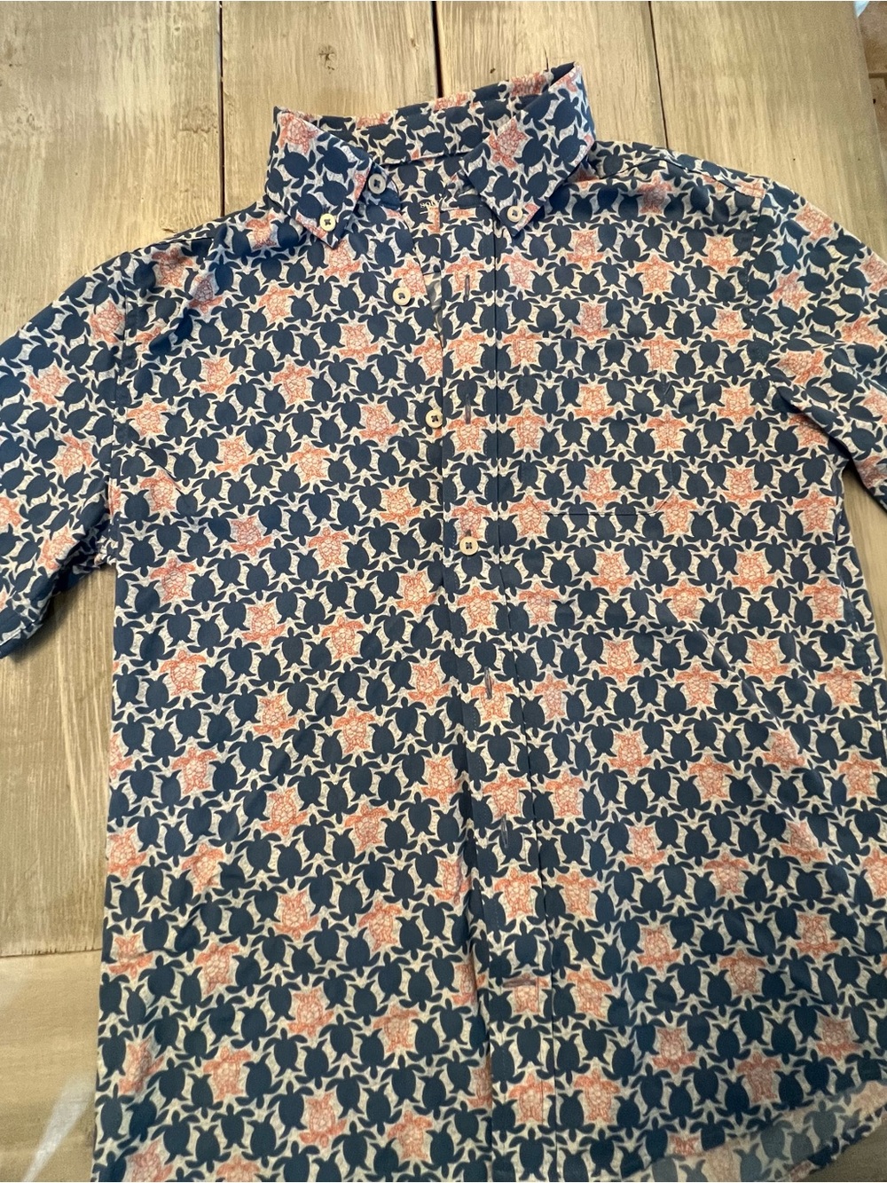 Boys Southern Tide button up size large